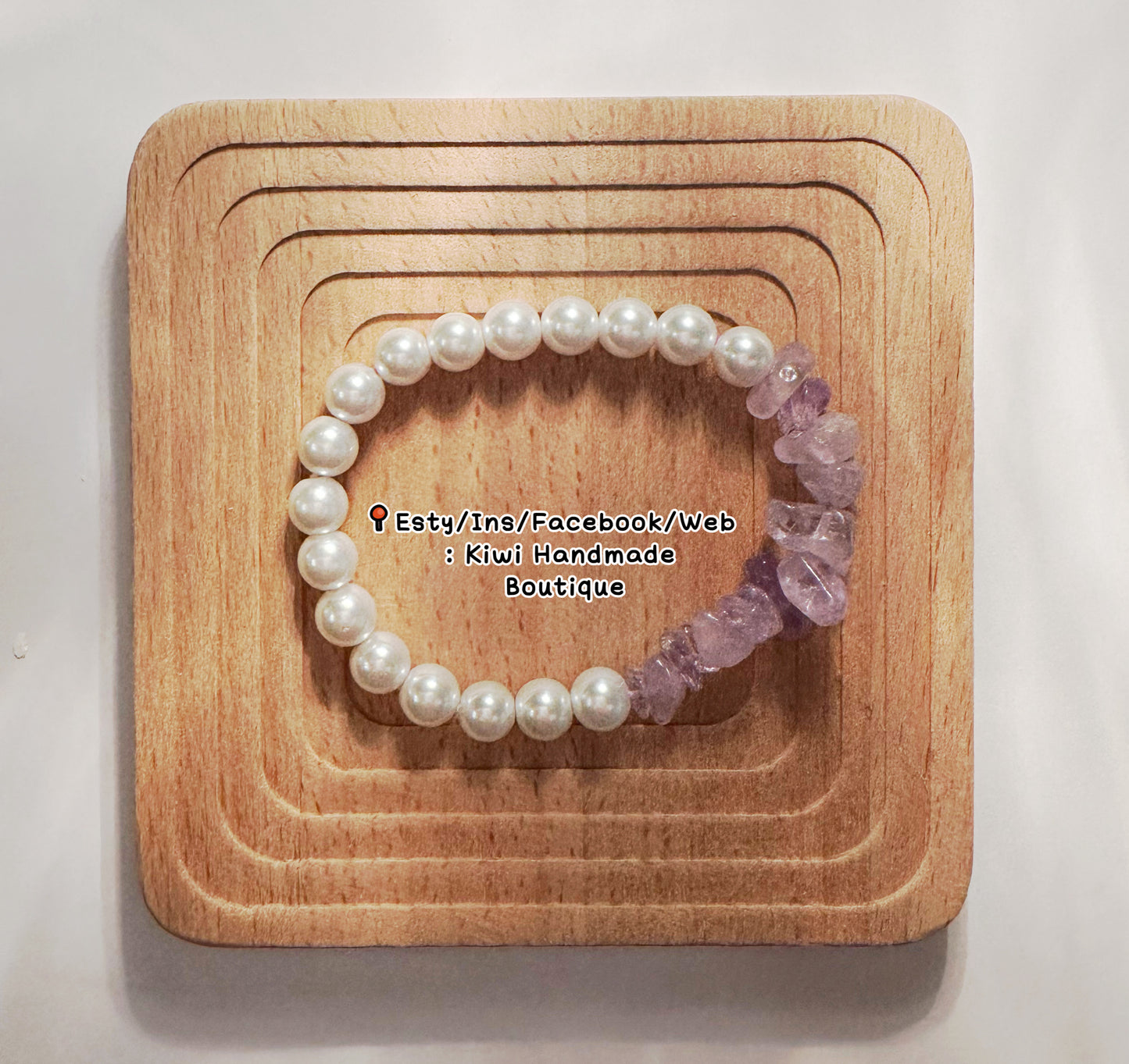 Exclusive Glass Pearl Bracelet with Healing Crystals Citrine for Wealth, Strawberry Quartz for Energy Green Strawberry Quartz for Confidence Amethyst for Wisdom